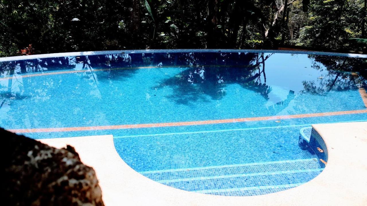 Casa Hotel Mare Nostrvm Manuel Antonio Exterior photo